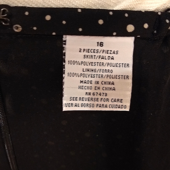 Danny and Nicole Short Sleeved Suit - Picture 5 of 10